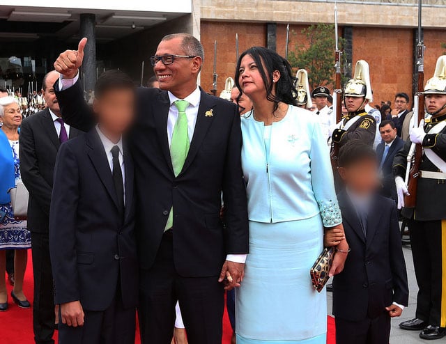 Jorge David Glas y su esposa