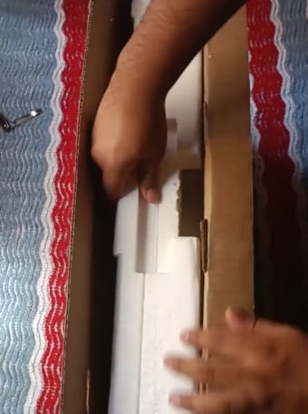 Compra monitor Xiaomi en Temu y ni él puede creer lo que le llegó en una caja maltratada