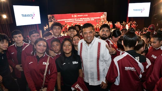 Javier May anuncia aumento de becas para atletas de Tabasco rumbo a Conade 2026