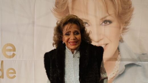 Ocultan a María Victoria la muerte de Elsa Aguirre por su estado de salud