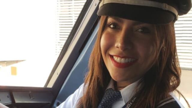 Propuso  tirar una bomba en plena celebración del grito y se hizo famosa en redes como #LadyBomba