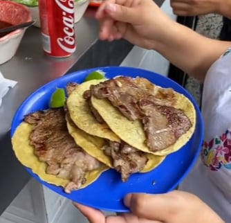 Tiktoker aplasta a El Califa de León, la taquería que ganó una estrella Michelín