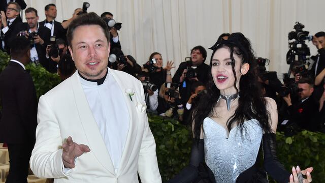 Elon Musk y Grimes