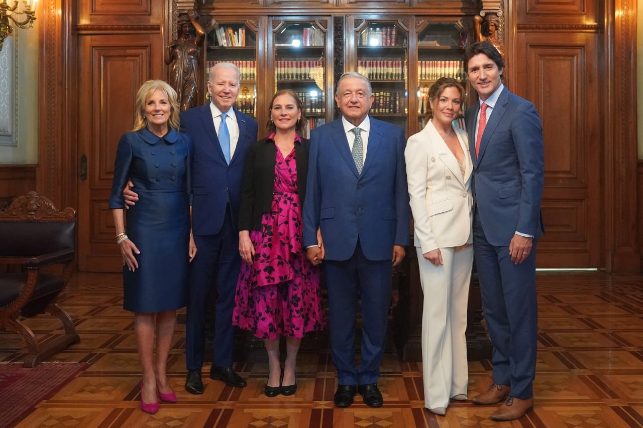 Jill Biden, Joe Biden, Beatriz Gutiérrez, AMLO, Sophie Grégoire y Justin Trudeau en Palacio Nacional