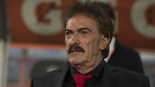 La Volpe observa juego de Diablos.
