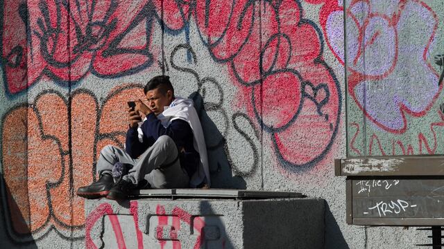 Sitio informativo en celular. Cifras de comScore