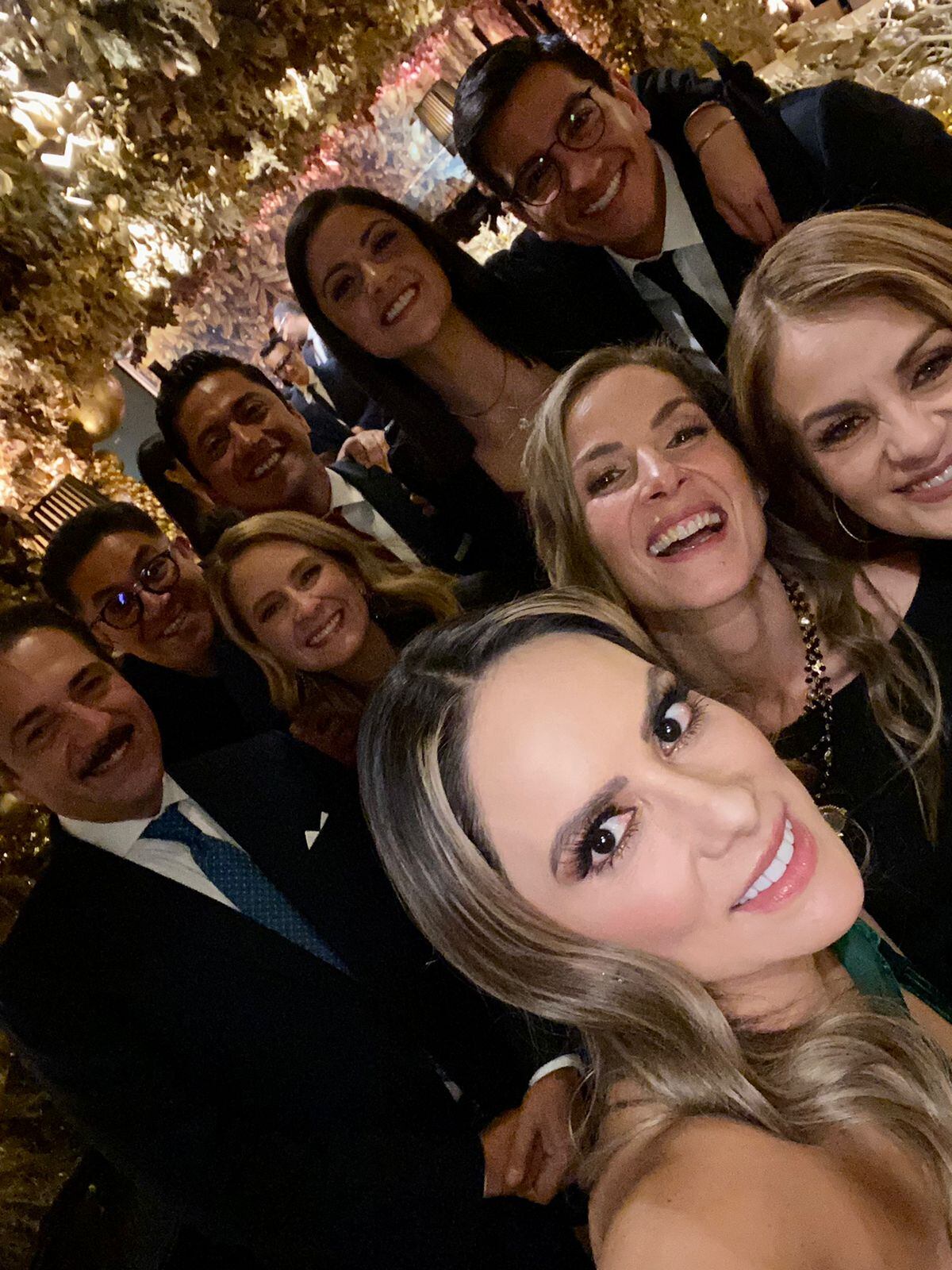 Jorge Zarza, Christian Lara, Carolina Rocha, Daniela Obregón, Leonardo Marker y Uriel Estrada.