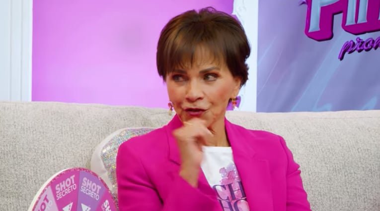 Pati Chapoy en Pinky Promise