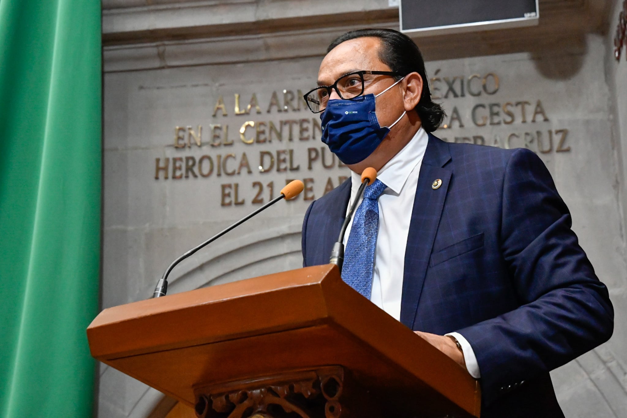 Adrián Galicia