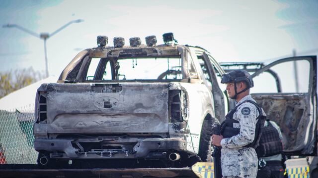 Culiacán hoy 29 de noviembre: abandonan recipiente con ácido afuera de kinder