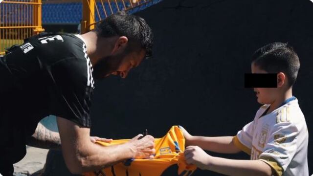 Gignac cumplió el sueño de un pequeño aficionados