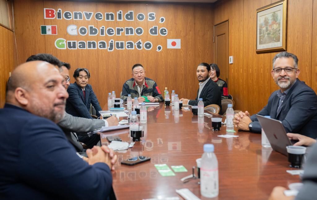 Reunión de Diego Sinhue en Japón
