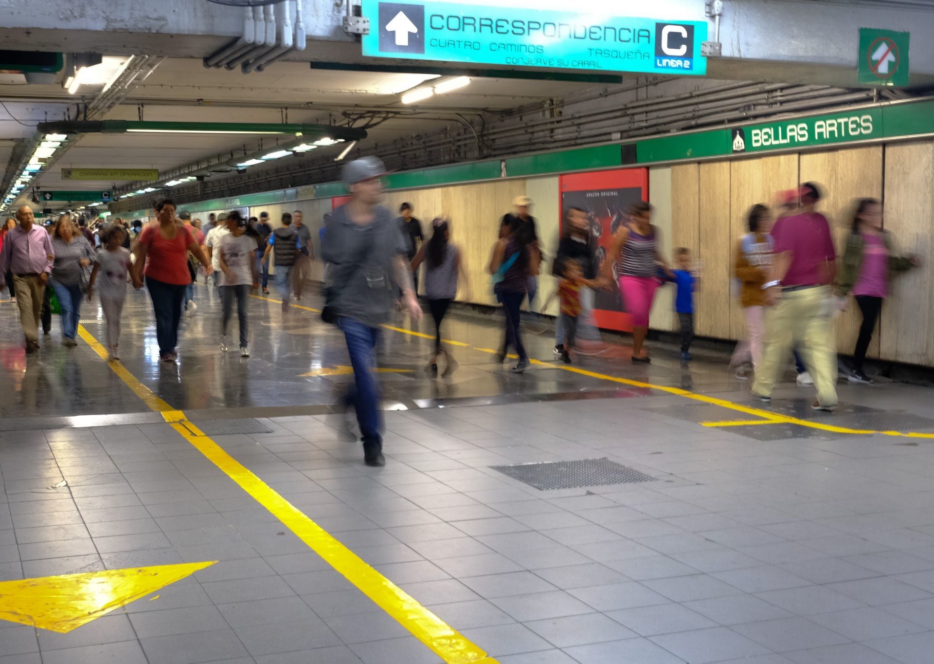 Estación Bellas Artes de la Línea 8 del Metro CDMX