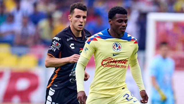 Oussama Idrissi y Javairo Dilrosin en el Pachuca vs América.
