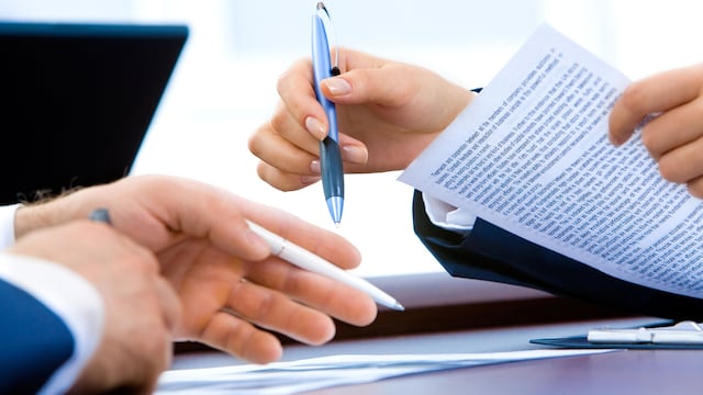 Exhiben a Bolt Media por no pagar prestaciones; empresa amenaza con demandar a trabajadores ante acuerdo de confidencialidad