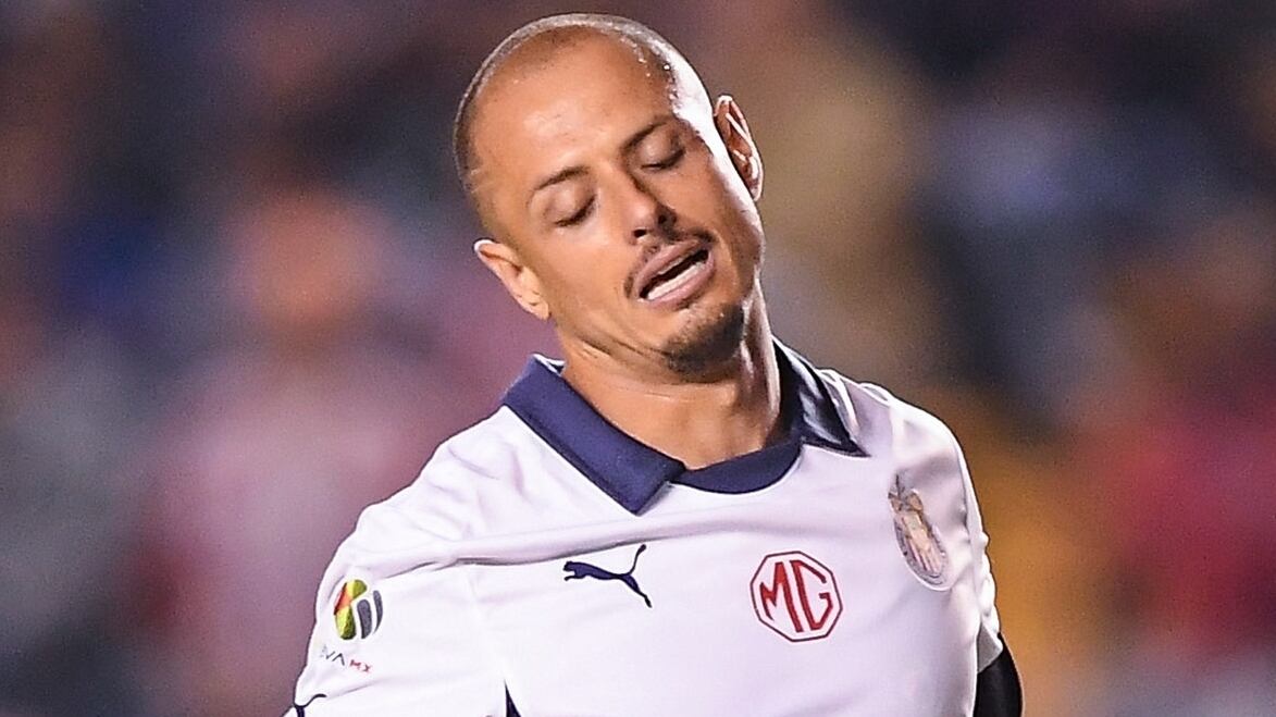 ¡Qué sorpresa! Chicharito se vuelve a lesionar y no jugará ante Cruz Azul