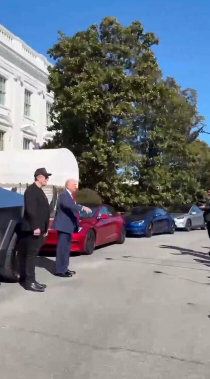 Donald Trump eligió el Tesla S Plaid rojo de entre 4 opciones
