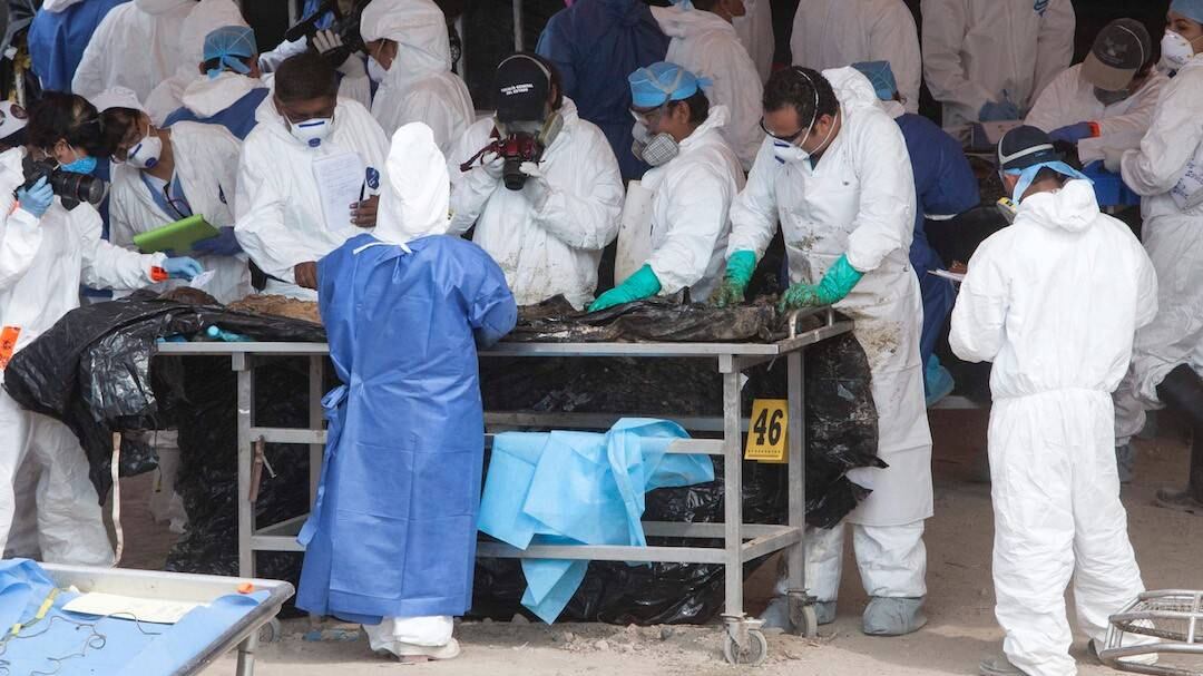 Alistan entrega de 2 cuerpos exhumados en Tetelcingo