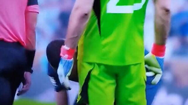 El Dibu Martínez agredió a Kylian Mbappé previo a tirar penal en la final del Mundial de Qatar 2022.