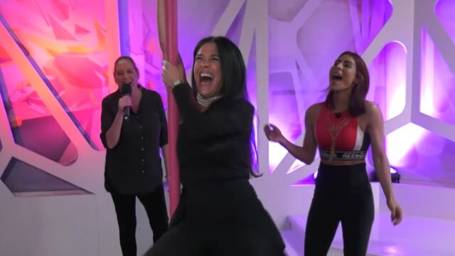 María León enseña a Martha Debayle a subirse al tubo