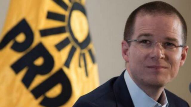 Y lo impensable, hoy en día el dirigente albiazul se dice víctima de un complot