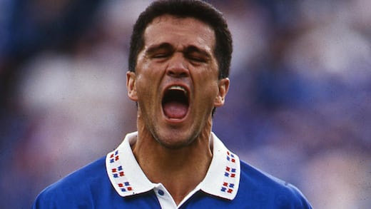 Carlos Hermosillo revienta al Cruz Azul; exhibe raquíticos números de sus delanteros