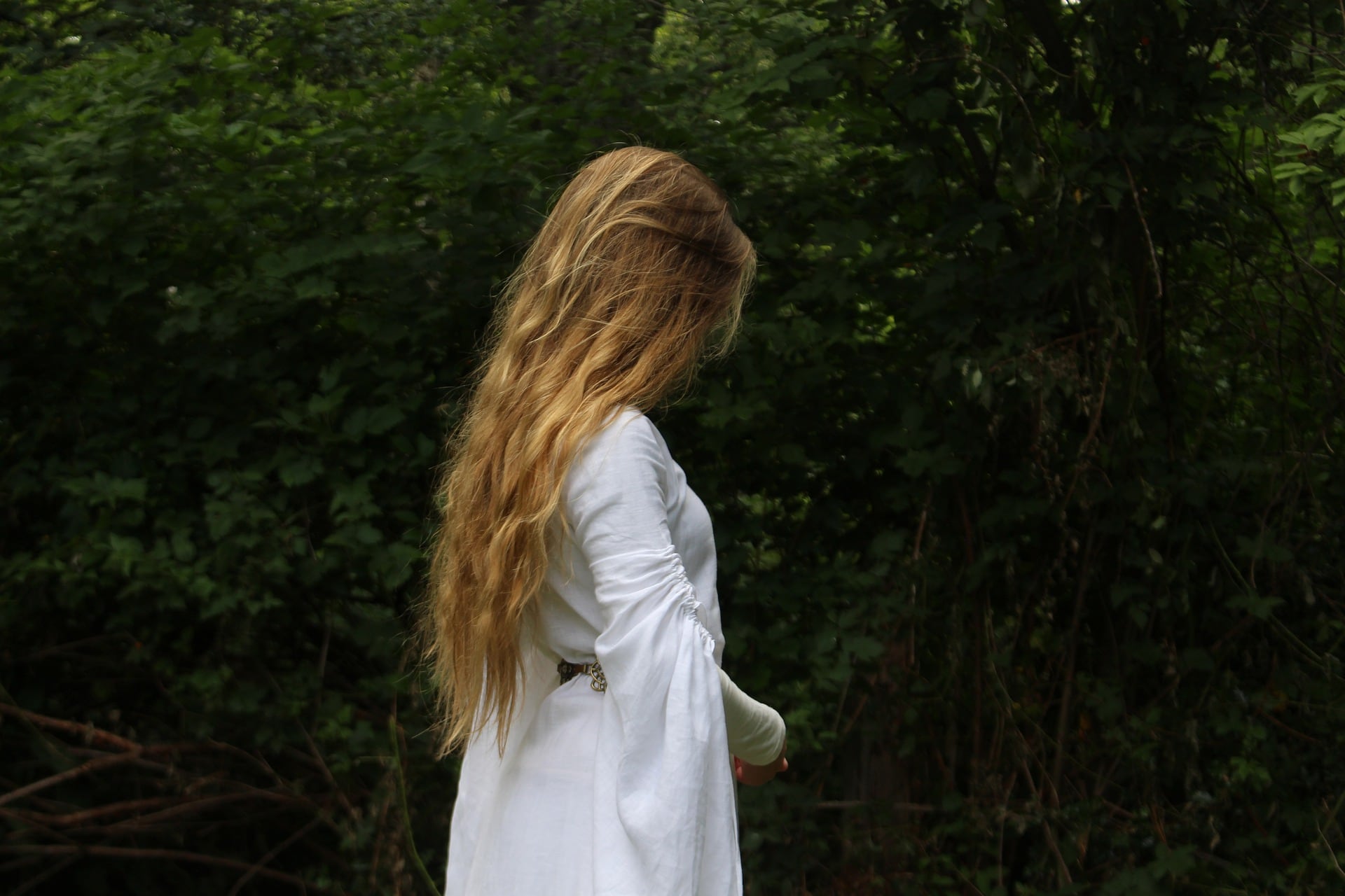 Mujer con cabello largo