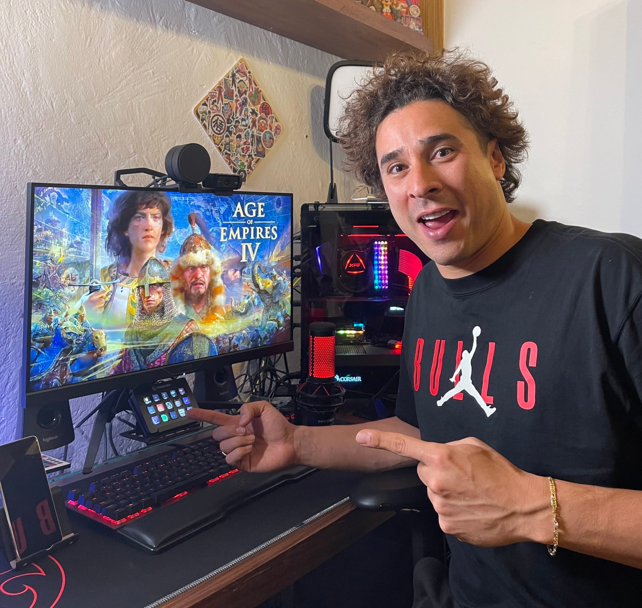 El portero del América, Guillermo Ochoa es aficionado de los eSports, en los que incluso ha invertido