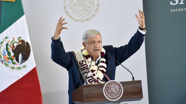 AMLO médicos jubilados
