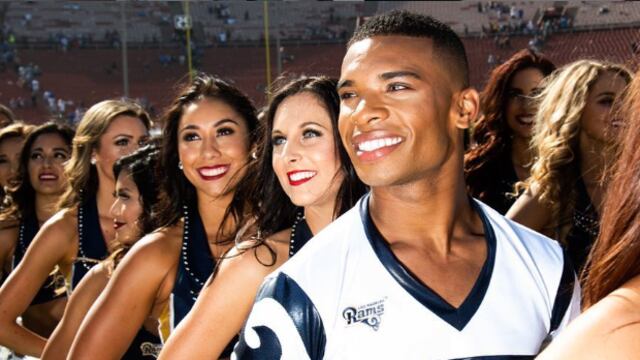 El equipo de porristas de los Carneros.