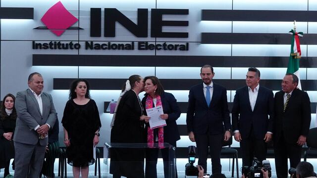 Xóchitl Gálvez, candidata por la coalición “Fuerza y Corazón por México”, realizó su registró oficial ante el Instituto Nacional Electoral