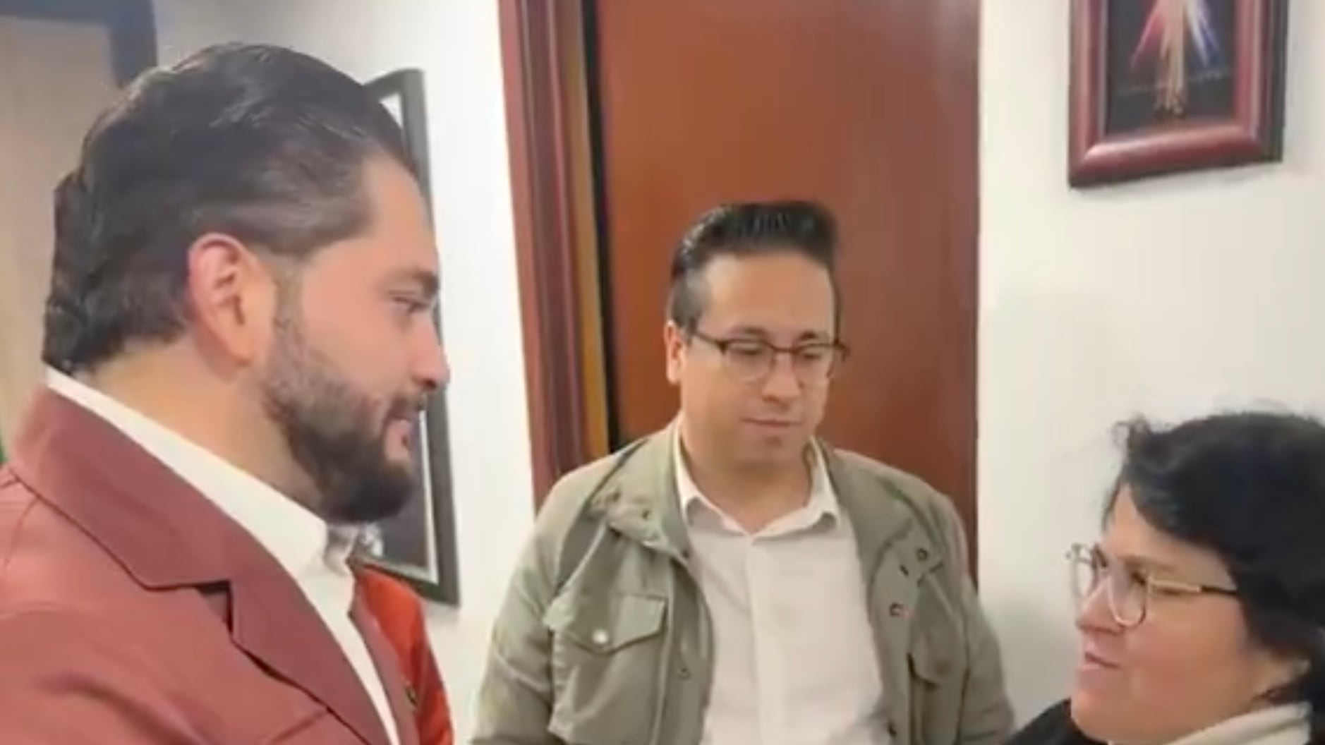“¡Arriba el PRI, cabrones!”: el video con el que Carlos Gutiérrez Mancilla responde a MC
