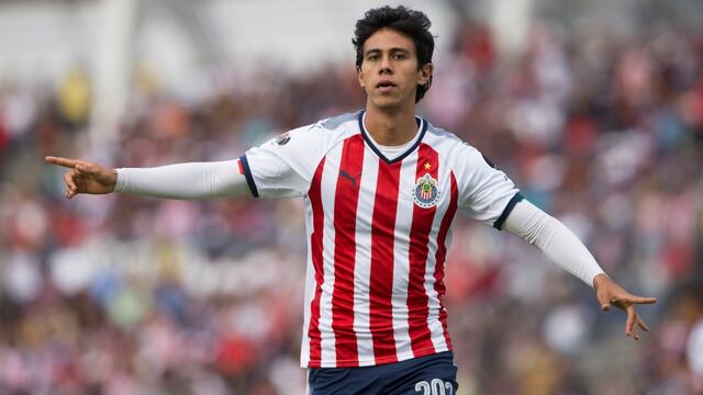 Macías celebró así su gol.