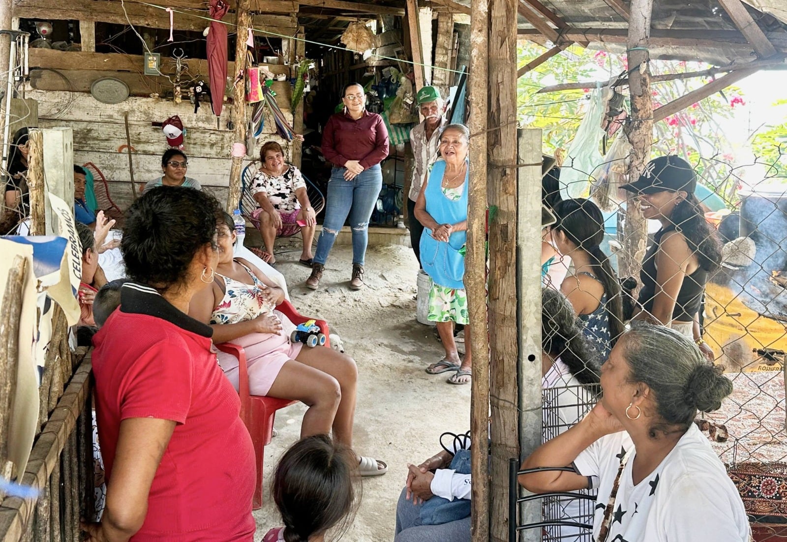 La diputada Marisol Bazán respaldó la ley para investigar feminicidios en México.