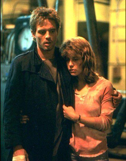 Kyle Reese y Sarah Connor