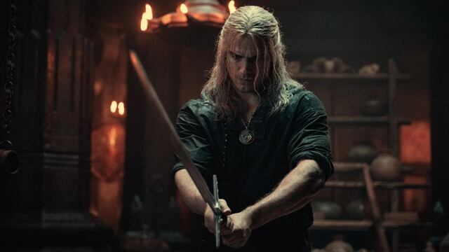 Henry Cavill como Geralt de Rivia en The Witcher