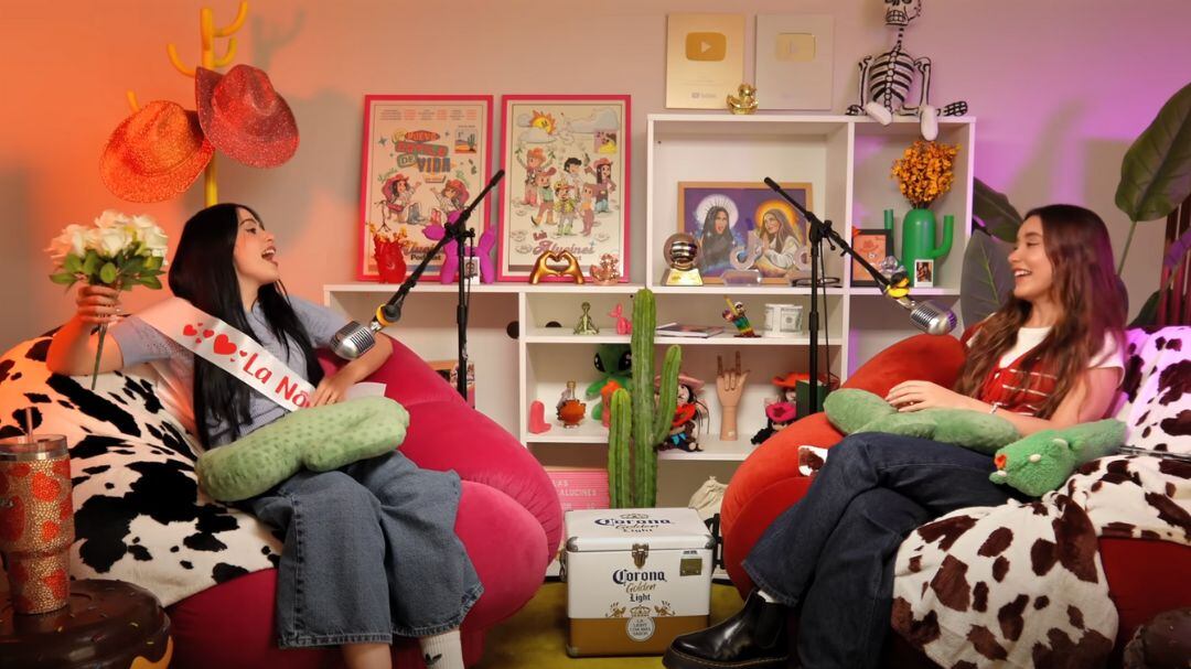 Lupita Villalobos tuvo su despedida de soltera ‘atrasada’ en el canal de Las Alucines en YouTube