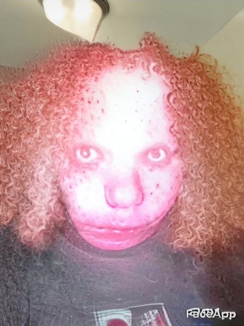 Cara editada para TikTok