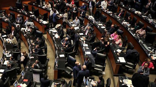 La reforma electoral, con miras a fortalecer (aún más) al oficialismo