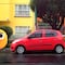 ¿Se pueden estacionar afuera de mi casa si no tengo cochera? Esto debes de saber al respecto