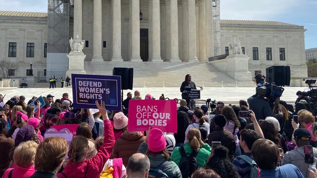 Corte Suprema de Estados Unidos tomó una decisión a favor de la mifepristona
