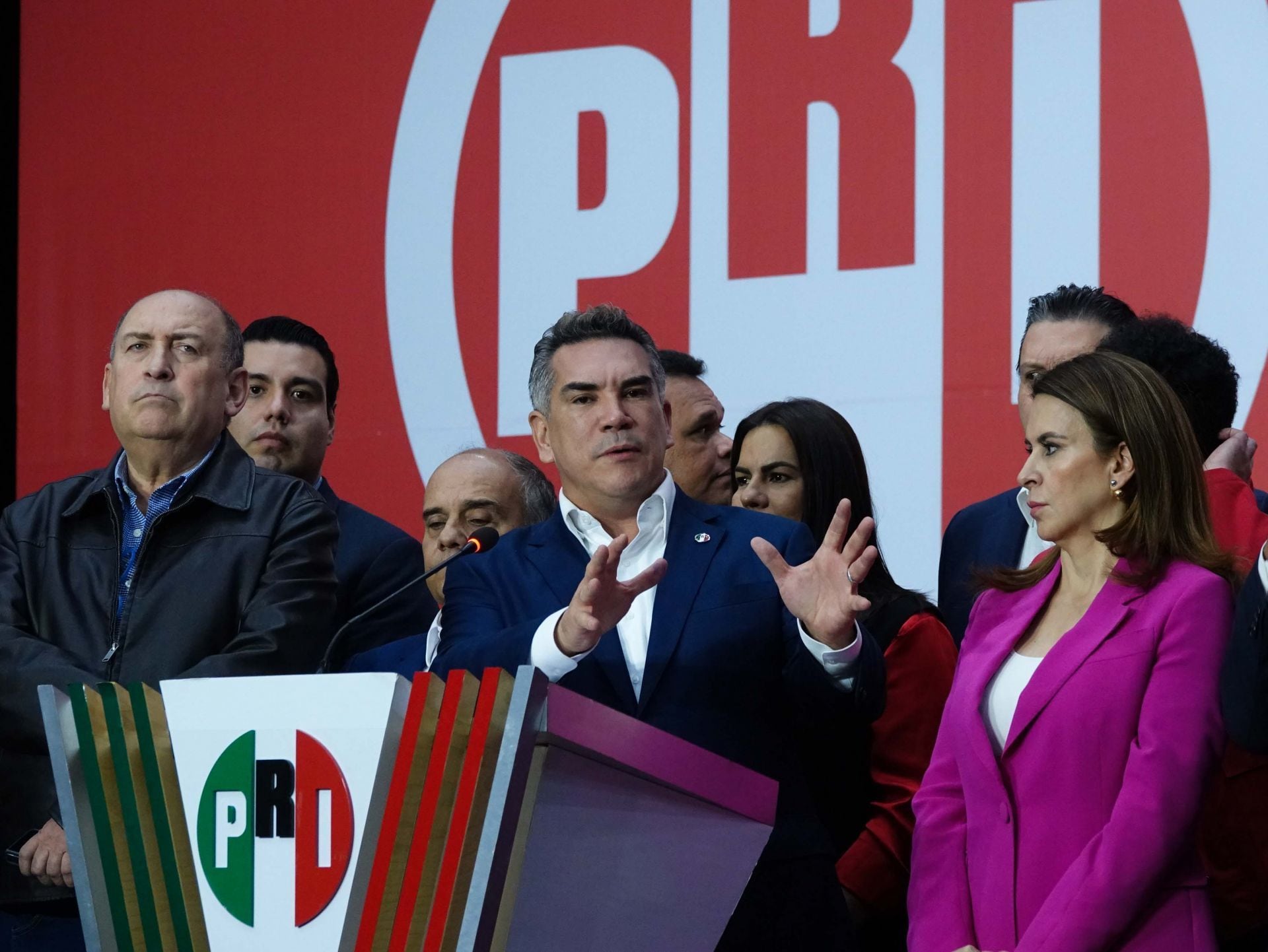 Alejandro Moreno, presidente nacional del PRI en conferencia de prensa.