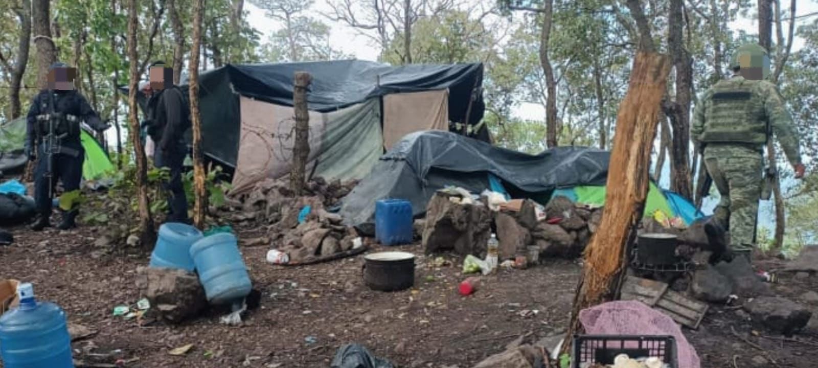 Campamento en donde el CJNG entrena a jóvenes reclutados a la fuerza