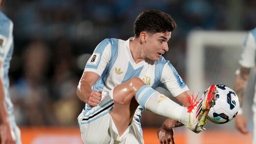 Julián Álvarez abre la puerta a su salida del Atlético de Madrid: “Lo mejor es una transferencia”
