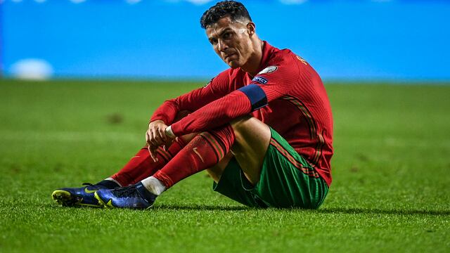 Cristiano Ronaldo reacts