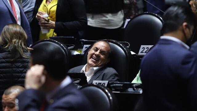 Cuauhtémoc Blanco, diputado de Morena, durante sesión
