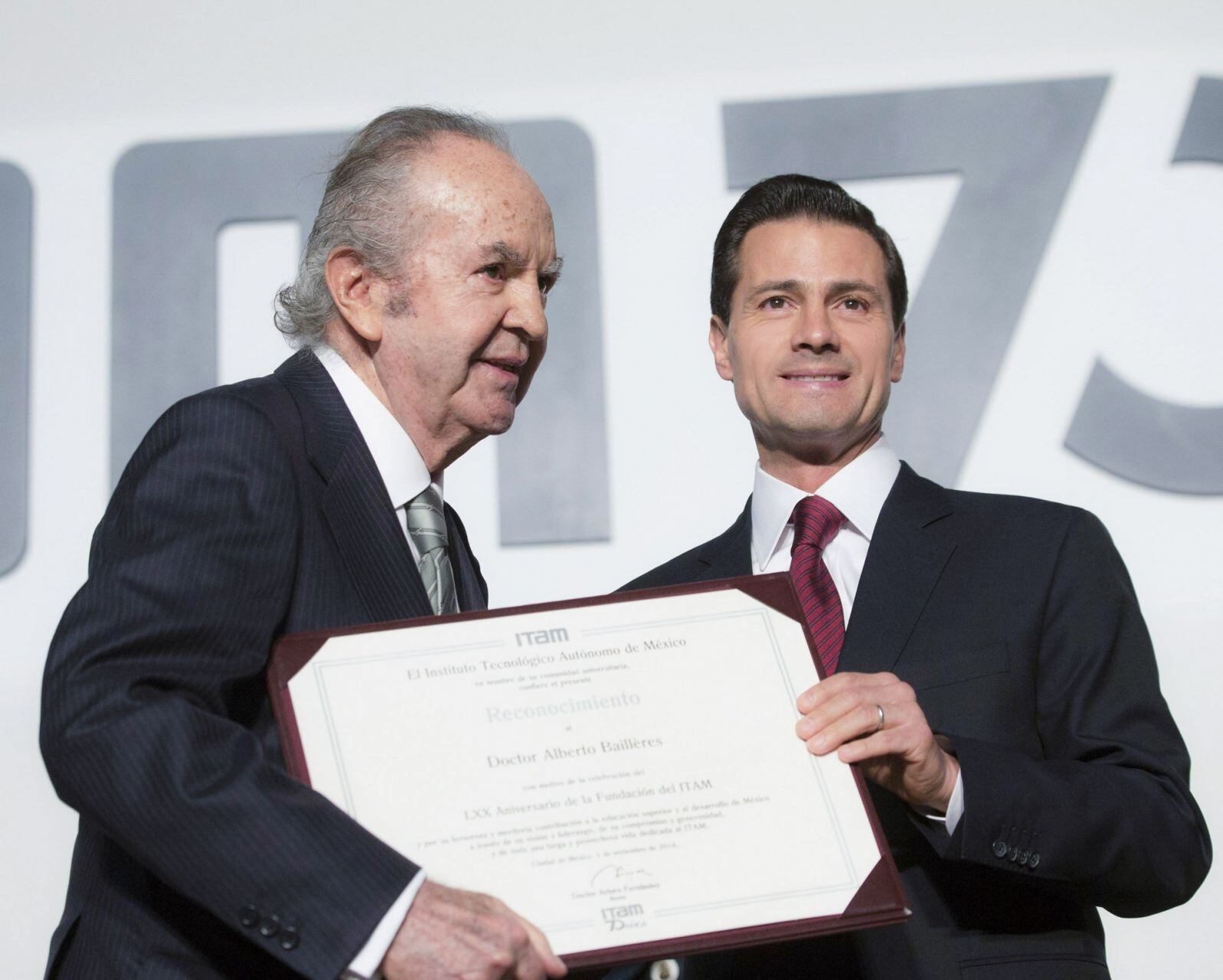 Enrique Peña Nieto y Alberto Baillères
