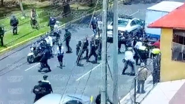 Policías de la CDMX protagonizan pelea campal en la Gustavo A. Madero