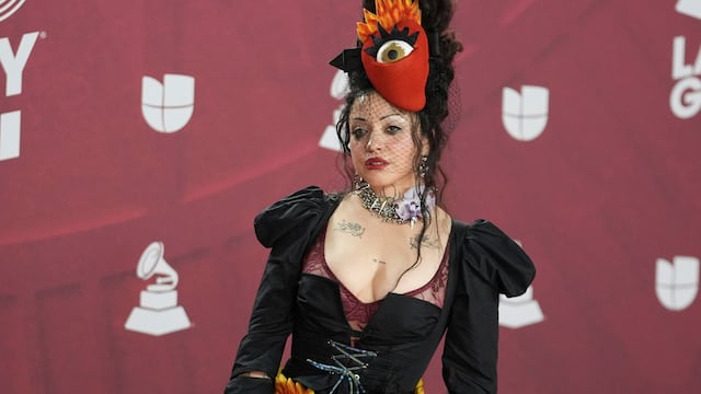 Mon Laferte en Premios Latin Grammy 2024