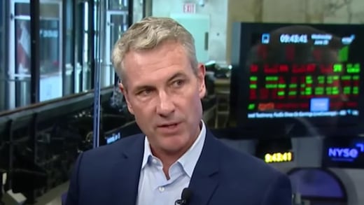 ¿Andy Byron, ex CEO de Astronomer demandó a Coldplay? La verdad del rumor tras la infidelidad con Kristin Cabot